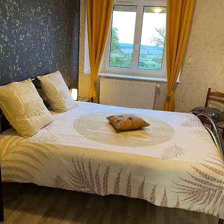 Casa vacanze Au Calme Avec Vue Sur La Campagne, Parking Et Recharge Electrique - Fr-1-584-370 *